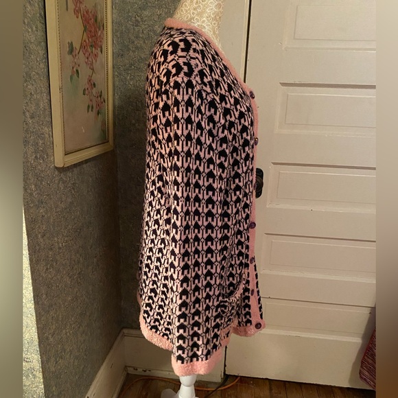 Vintage Storybook Knits pink and black house pattern checkered cardigan sweater - Picture 4 of 6